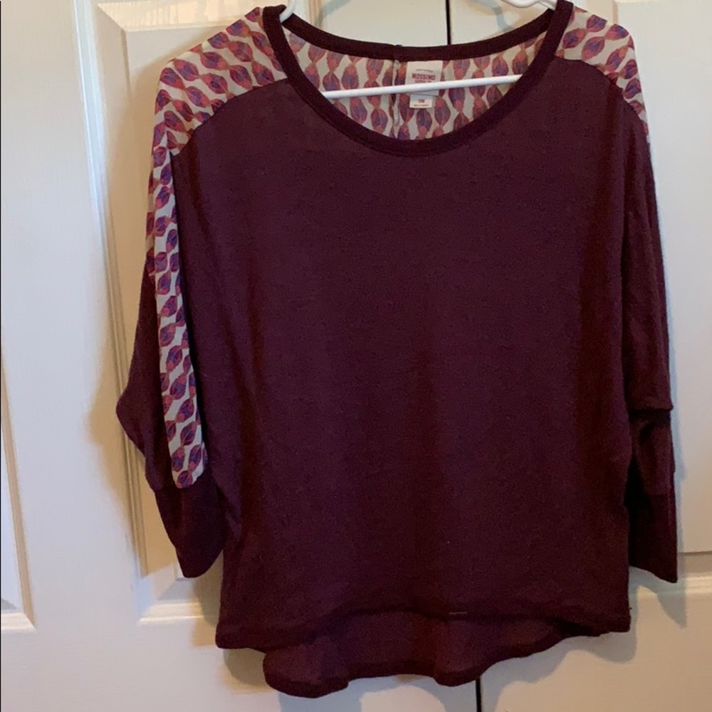 COPY - Long sleeve patterned shirt